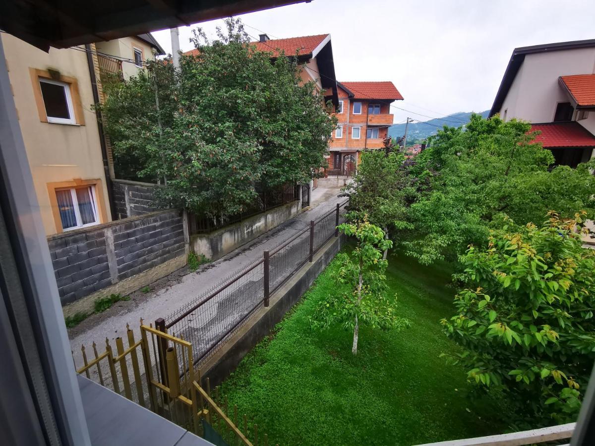 White Apartment Sarajevo - Free Parking Exteriör bild